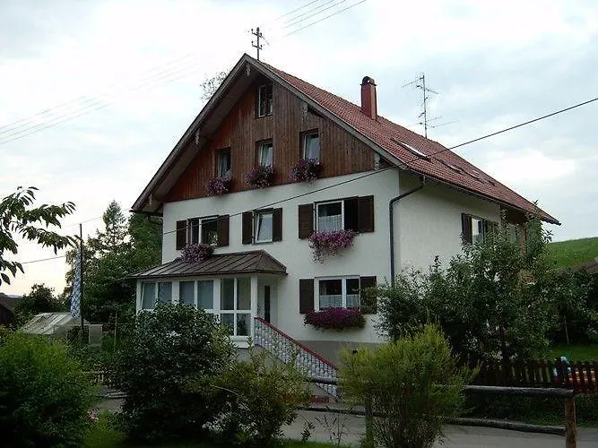 Ferienwohnung-Klesse-Ferienwohnung-1-Eichknobel Grunenbach